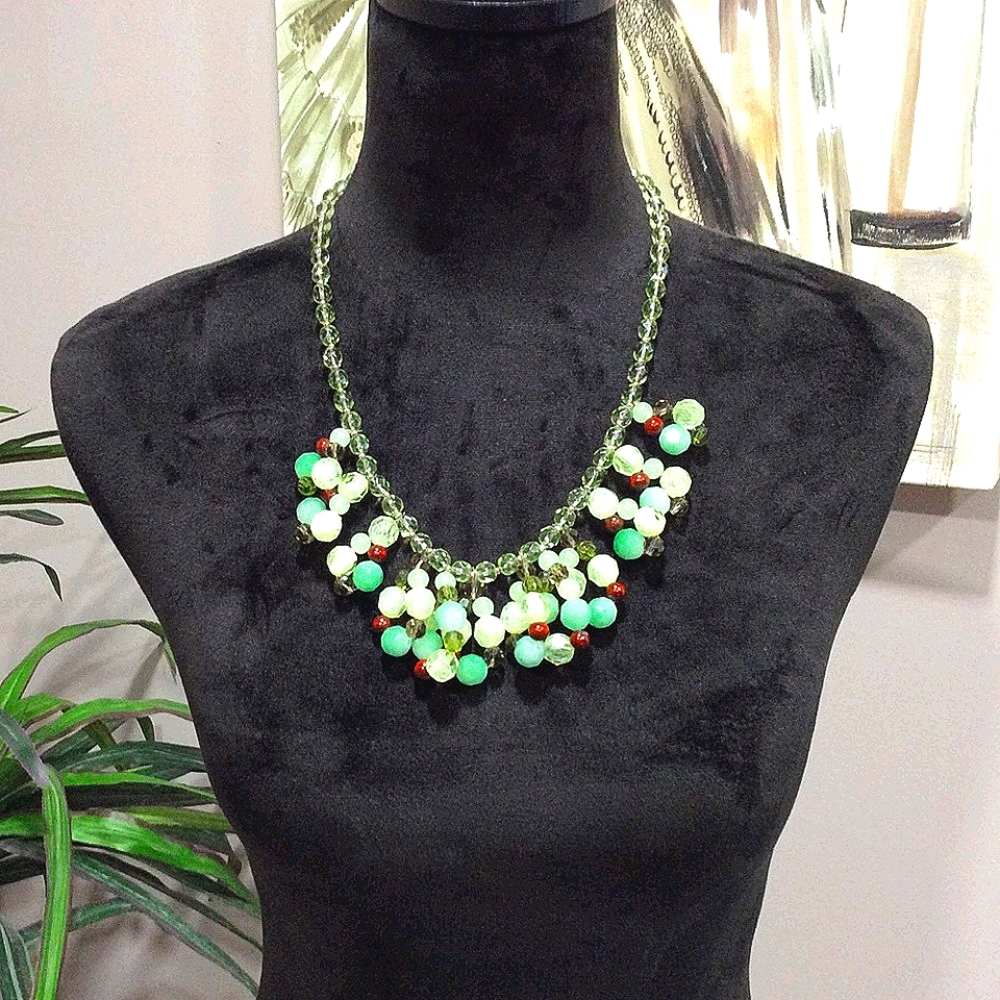 Vintage Jade and Green Beaded Cluster Necklace